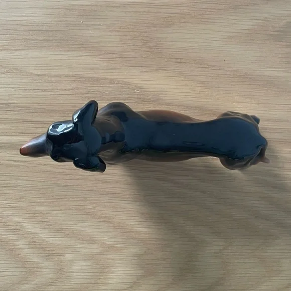 Vintage Dachshund Dog Porcelain Figurine - Picture 8 of 10
